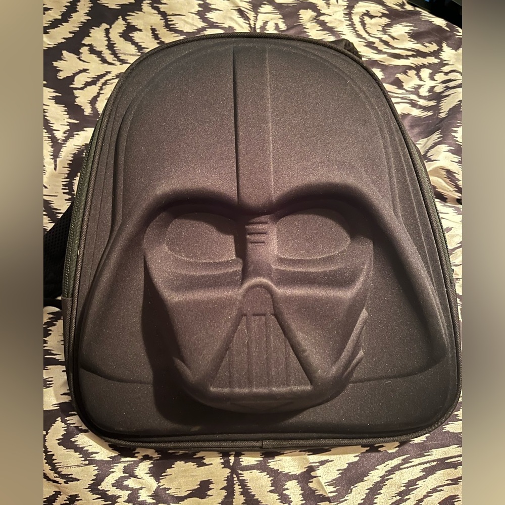Star Wars Loungefly 3D Molded Darth Vader Backpack